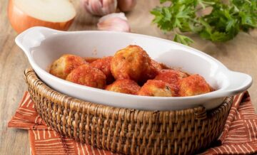 Almôndegas de frango ao sugo congelado 250g
