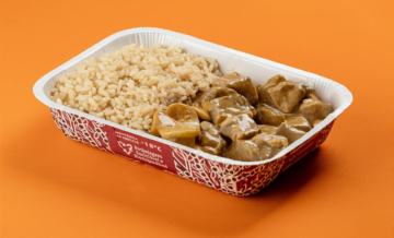 Estrogonofe de filé mignon com arroz integral 400g