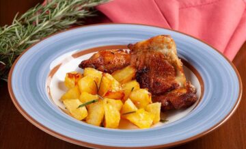 Filé de coxa de frango assado com batatas congelado 200g