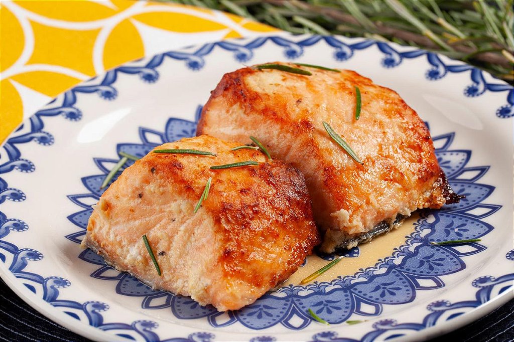Filé de salmão grelhado com ervas finas congelado 170g