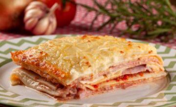 Lasanha de presunto e queijo a bolonhesa congelado 500g